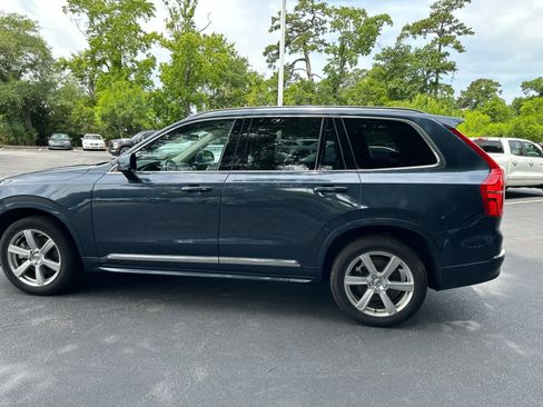 Used 2024 Volvo XC90 B5 Core w/ Protection Package AWD/4WD image 13