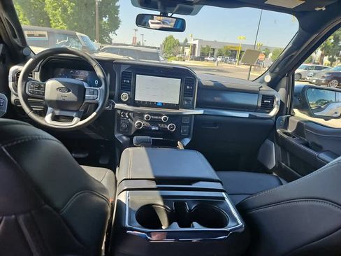 Used 2025 Ford F150 Lariat w/ Equipment Group 502A High AWD/4WD image 10