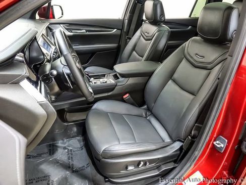 Certified 2024 Cadillac XT6 Sport image 9