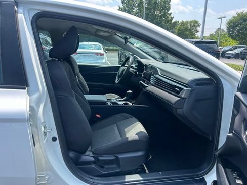 Used 2025 Toyota Camry LE FWD image 15