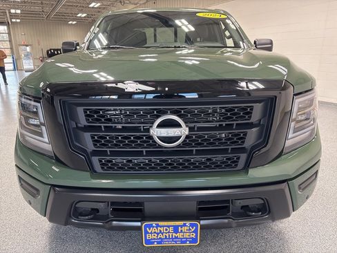Used 2024 Nissan Titan SV w/ SV Bronze Edition Package image 2