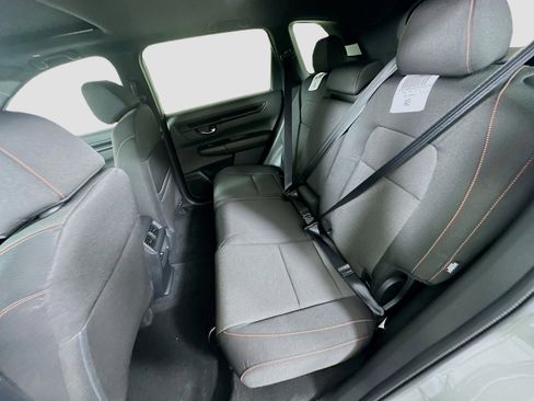 Used 2025 Honda CR-V Sport image 18