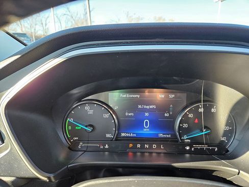 Used 2021 Ford Escape SE w/ Cold Weather Package image 11