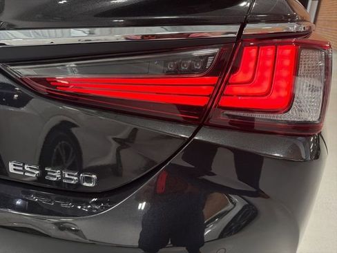 Used 2023 Lexus ES 350 w/ Premium Package image 33