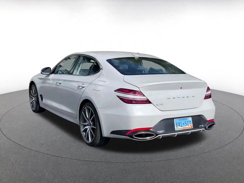 Used 2025 Genesis G70 2.5T image 11