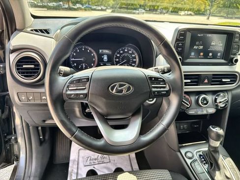 Used 2020 Hyundai Kona SEL FWD image 14