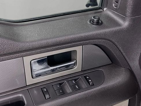 Used 2011 Ford F150 Raptor w/ Raptor Luxury Pkg image 18