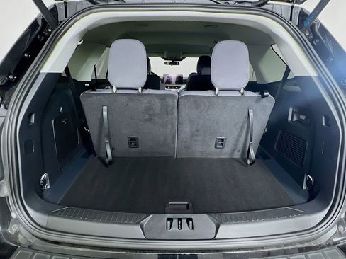 Used 2026 Ford Explorer Active image 30