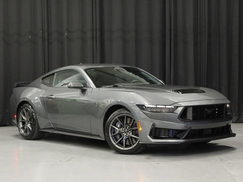 Used 2024 Ford Mustang Dark Horse RWD image 9