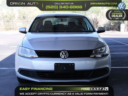 Used 2014 Volkswagen Jetta SE FWD image 2