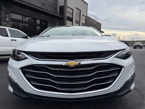Used 2021 Chevrolet Malibu LS image 13