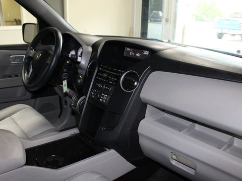 Used 2012 Honda Pilot LX image 24