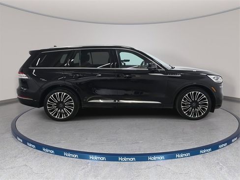 Certified 2023 Lincoln Aviator Black Label w/ Dynamic Handling Package image 4