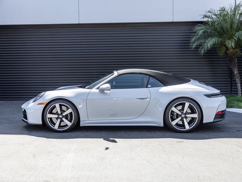 Certified 2026 Porsche 911 Carrera 4S AWD/4WD image 2
