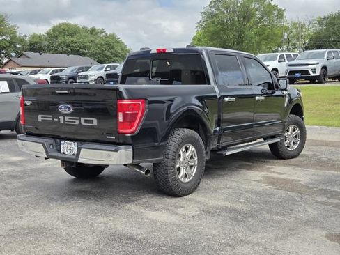 Used 2021 Ford F150 XLT w/ Equipment Group 302A High AWD/4WD image 8