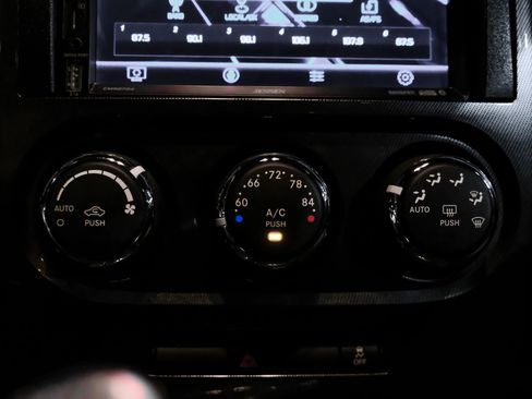 Used 2013 Dodge Challenger SRT8 Core image 19