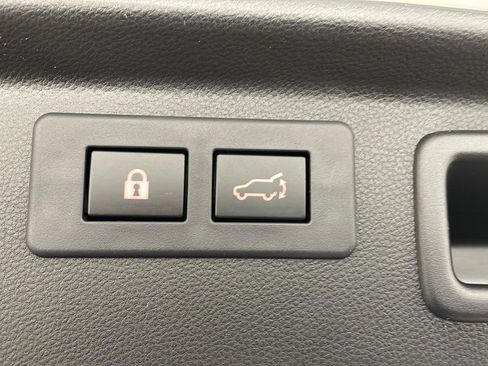 Used 2025 Subaru Forester Wilderness w/ Wilderness Package image 35