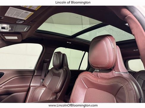 Certified 2023 Lincoln Aviator Black Label w/ Dynamic Handling Package AWD/4WD image 28