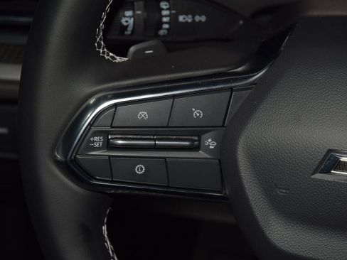 New 2026 Chevrolet Traverse LT w/ Midnight/Sport Edition image 35