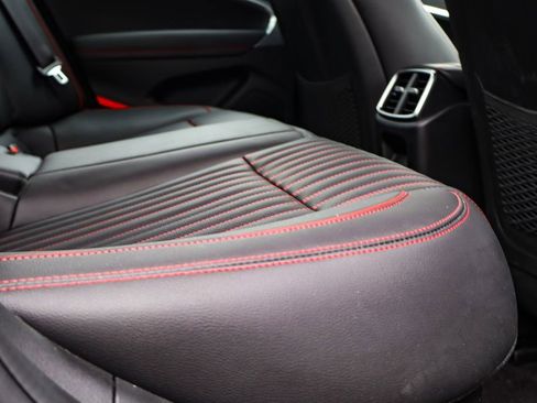 Used 2025 Genesis G70 2.5T w/ Sport Prestige Package image 18