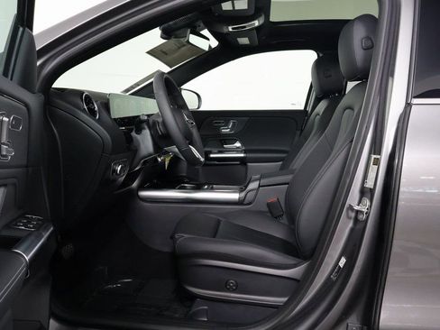 New 2026 Mercedes-Benz GLA 250 4MATIC image 5