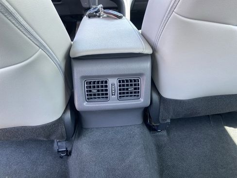 Used 2024 Toyota Camry XLE image 47