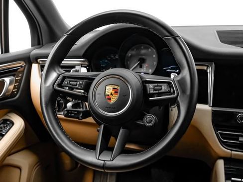Used 2022 Porsche Macan S AWD/4WD image 15