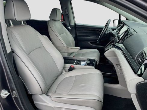 Used 2023 Honda Odyssey Elite image 32