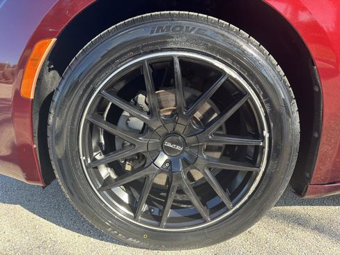 Used 2017 Chrysler Pacifica Touring image 52