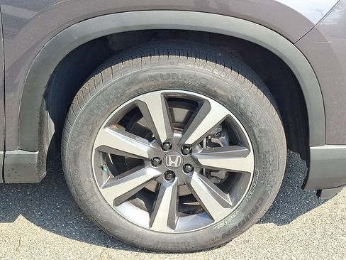 Used 2024 Honda Pilot Elite image 8