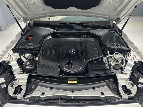 Used 2021 Mercedes-Benz E 450 4MATIC Cabriolet image 25
