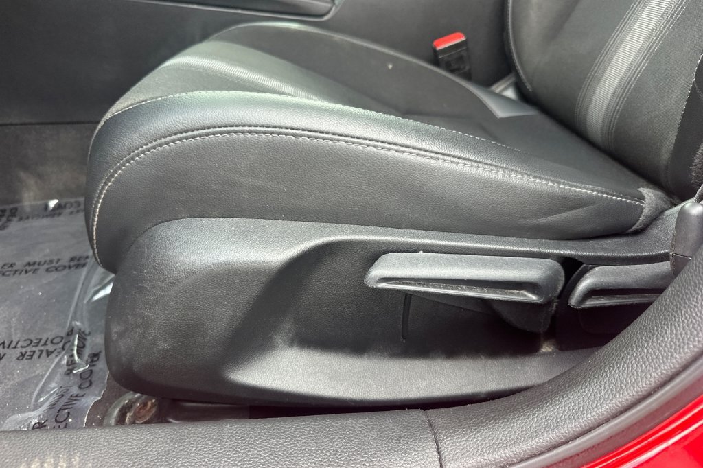 Used 2023 Honda Civic Sport image 13