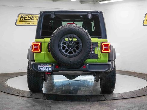Used 2021 Jeep Wrangler Unlimited Rubicon w/ Xtreme Recon 35" Tire Package image 3
