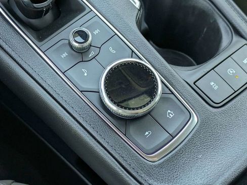 Certified 2023 Cadillac XT4 Premium Luxury image 26