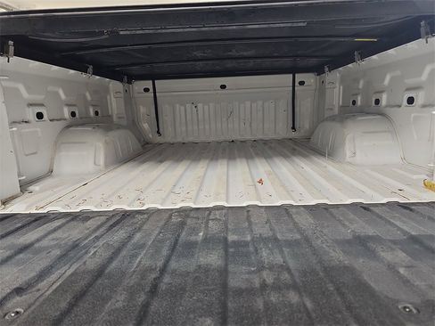 Certified 2022 Chevrolet Silverado 1500 LT image 17