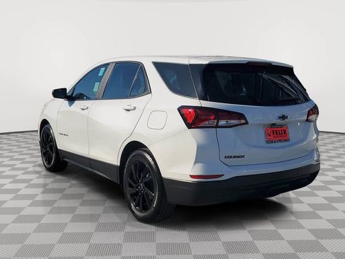 Used 2023 Chevrolet Equinox LS w/ Sport Edition image 4