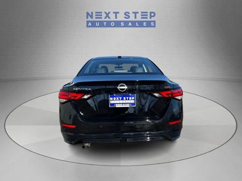 Used 2025 Nissan Sentra SR w/ SR Premium Package FWD image 7