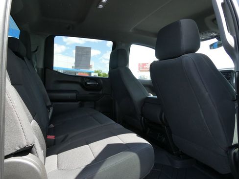 Certified 2022 Chevrolet Silverado 1500 Custom AWD/4WD image 16