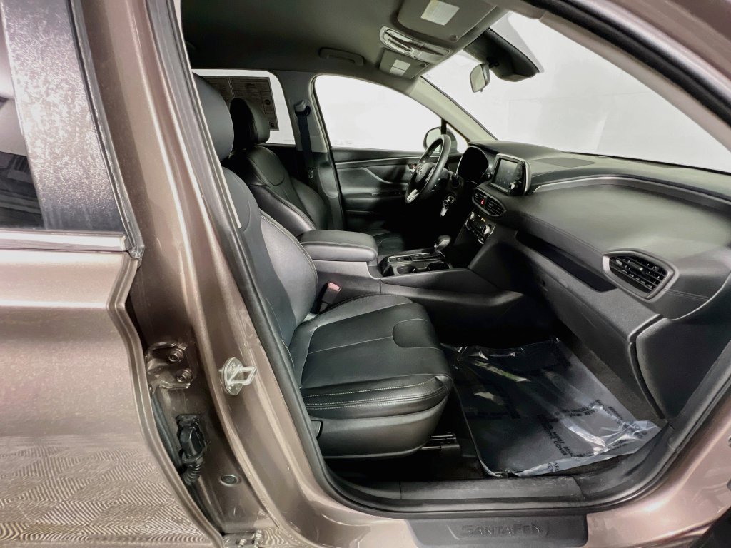 Used 2020 Hyundai Santa Fe SE w/ Cargo Package FWD image 27