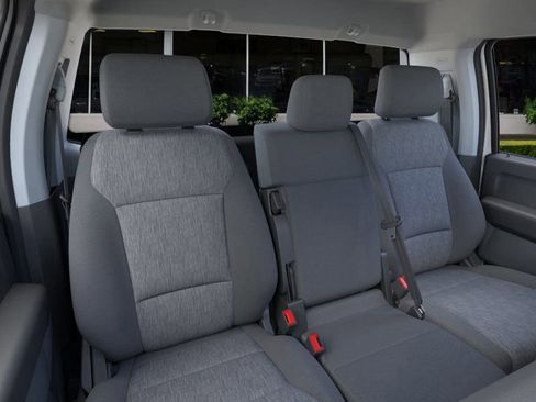 New 2026 Ford F250 XL w/ XL Chrome Package image 10