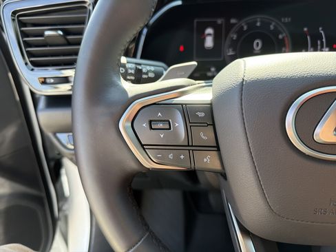 Used 2022 Lexus NX 350 AWD image 10