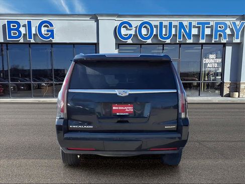 Used 2016 Cadillac Escalade Premium image 3