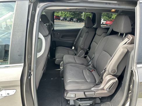 Used 2020 Honda Odyssey EX image 31