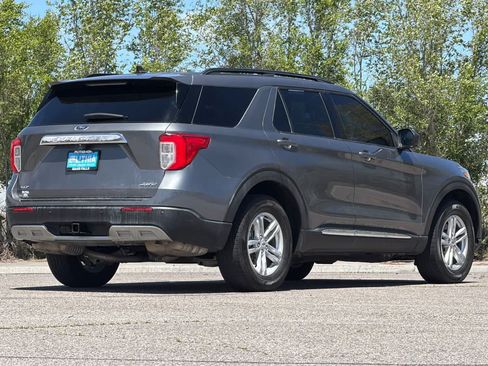 Certified 2023 Ford Explorer XLT w/ Equipment Group 202A AWD/4WD image 2
