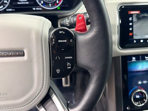 Used 2021 Land Rover Range Rover SV Autobiography Dynamic image 38