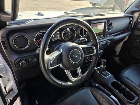Used 2022 Jeep Wrangler Unlimited Sahara image 16