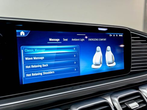 Used 2024 Mercedes-Benz Maybach GLS 600 4MATIC image 82