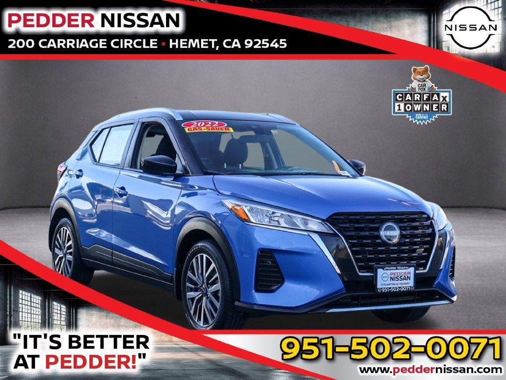 Used 2023 Nissan Kicks SV FWD image 1