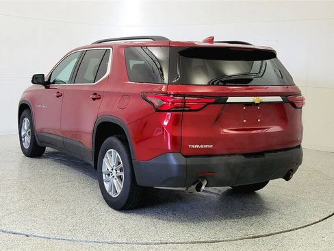 Used 2023 Chevrolet Traverse LT FWD image 6