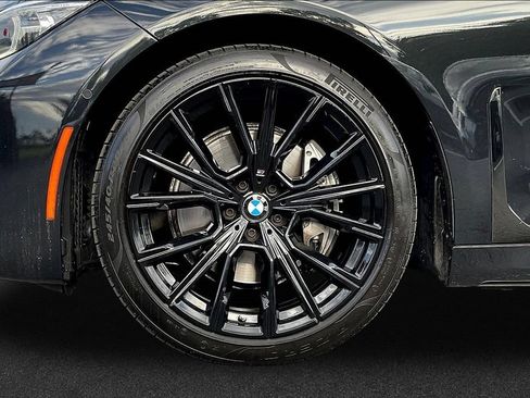 Used 2022 BMW 740i w/ M Sport Package RWD image 24